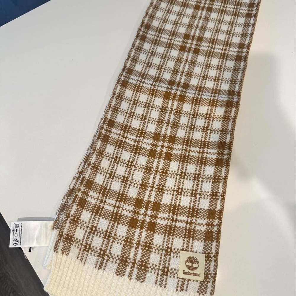 NWT Timberland Brown and Cream Plaid Scarf - Picture 3 of 4